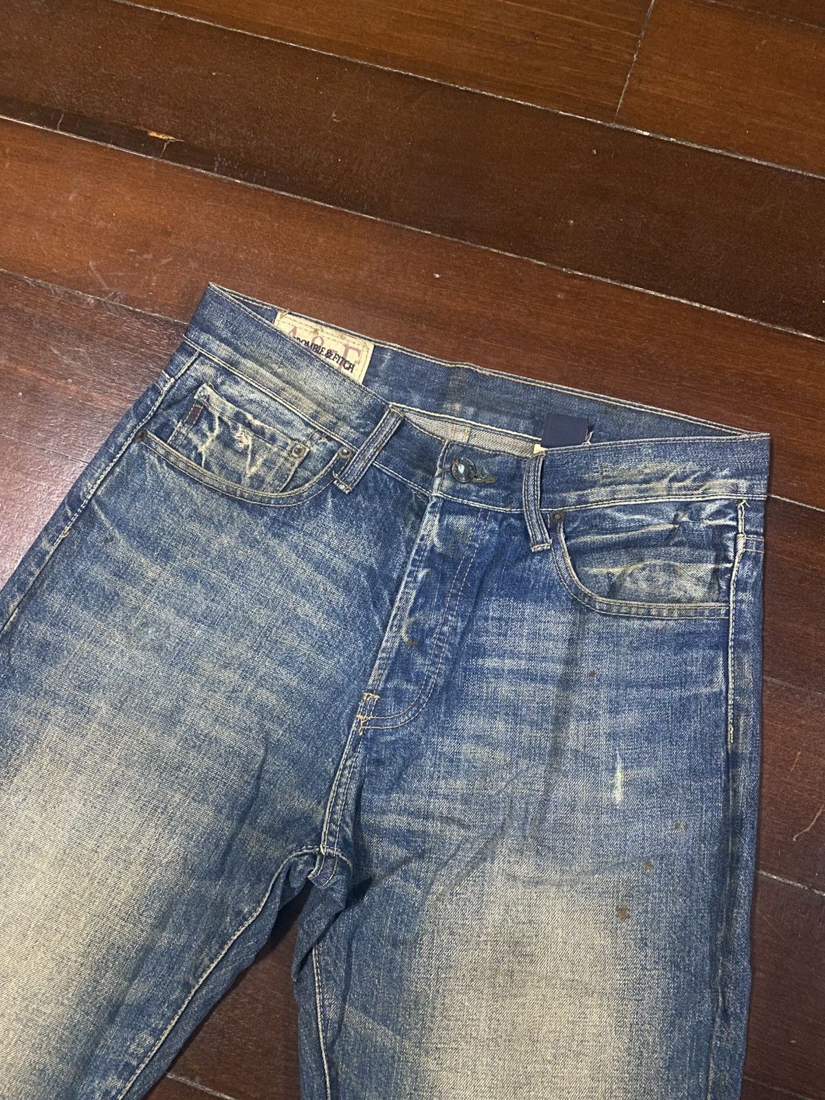 Abercrombie & Fitch Vintage Abercrombie Blue Wash Distressed mud wash lowrise Size US 33 - 8 Thumbnail
