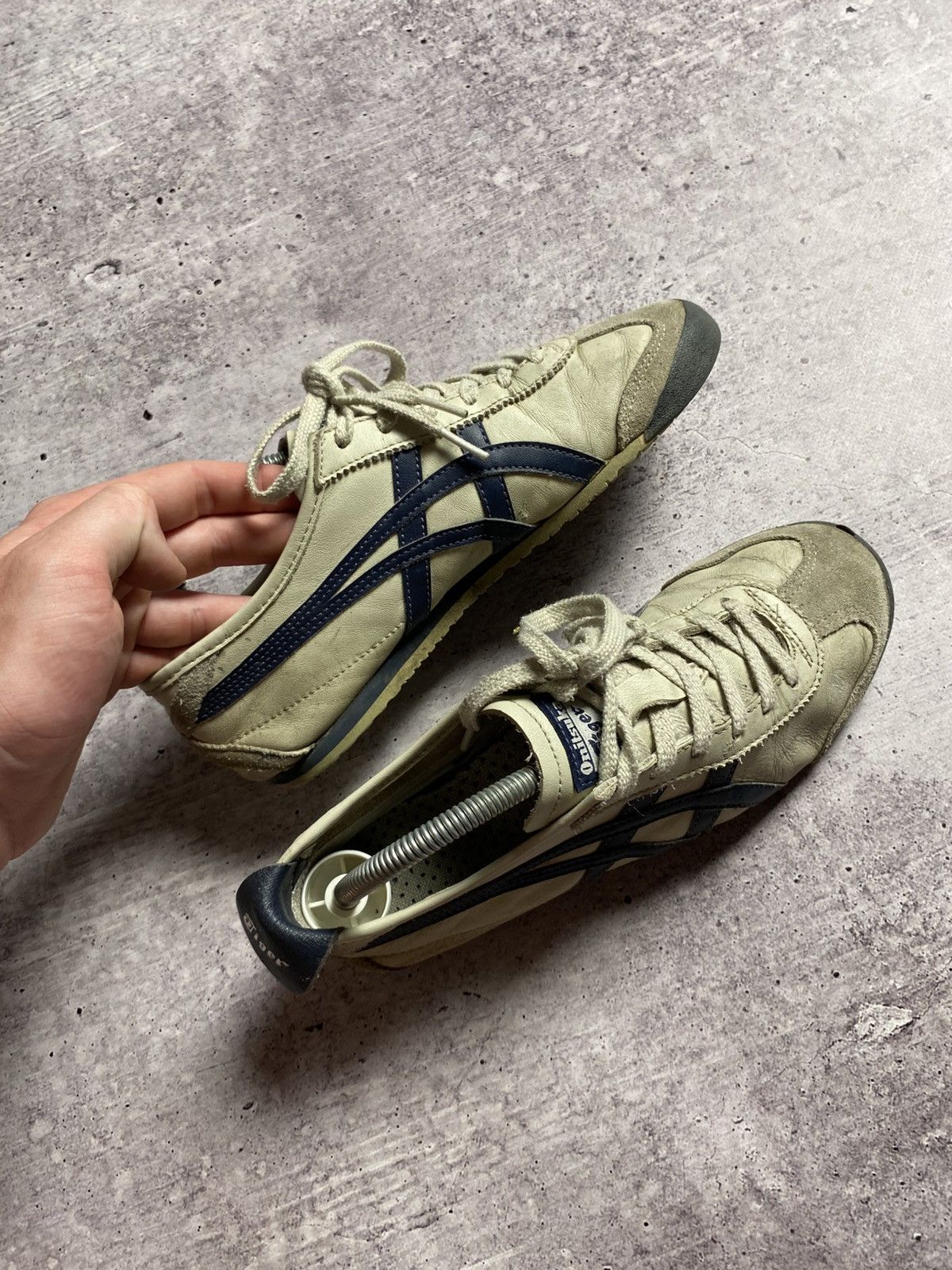Asics Asics Onitsuka Tiger Vintage Sneakers Size US 6 / EU 39 - 10 Thumbnail