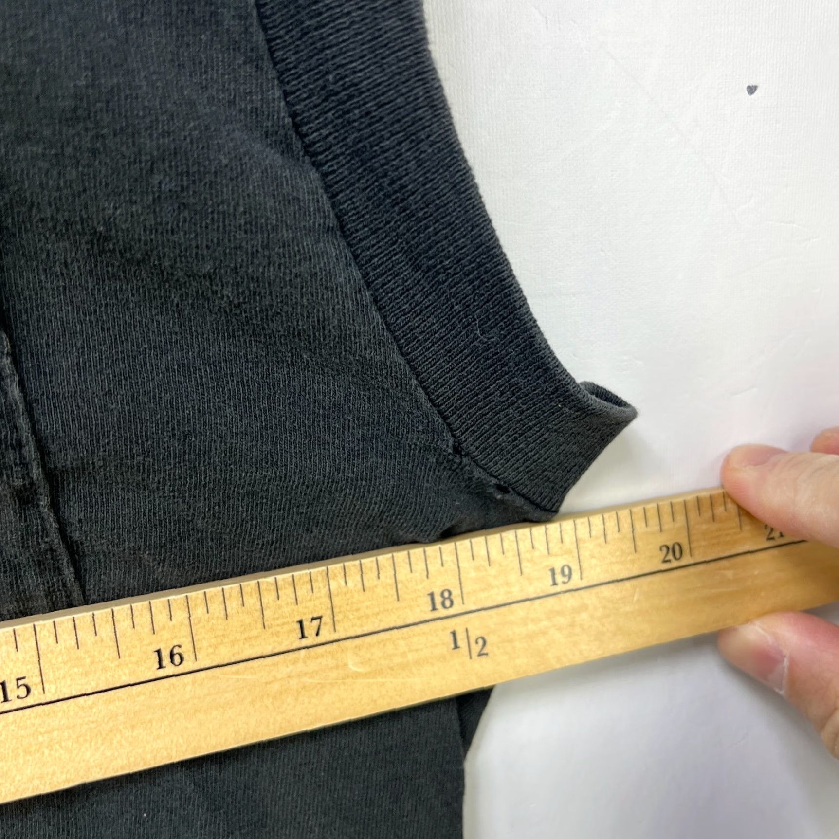 Vintage VINTAGE Sun Faded Blank Black Sleeveless Shirt M Size US M / EU 48-50 / 2 - 5 Thumbnail