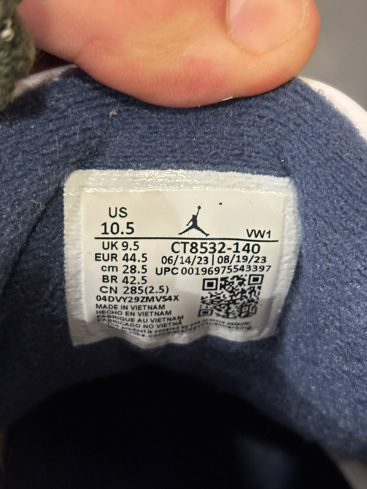 Jordan Brand Jordan 3 Retro ‘Midnight Navy’ Size US 10.5 / EU 43-44 - 6 Thumbnail