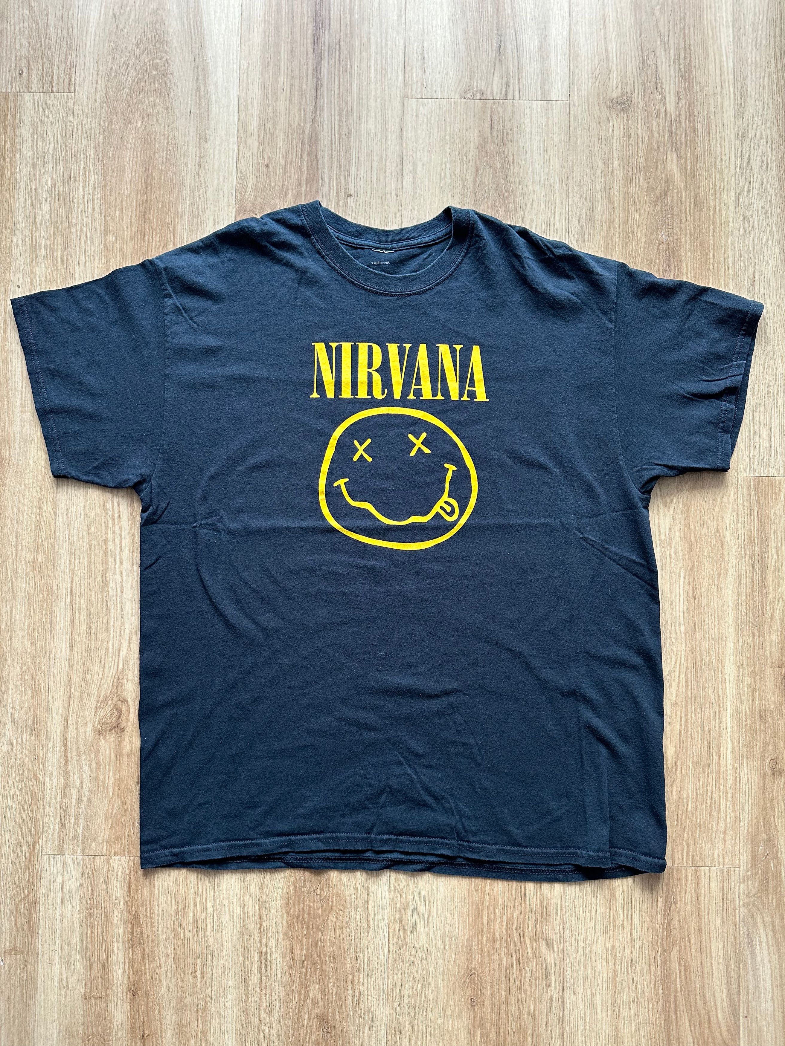 Band Tees 2017 Nirvana band tee shirt short sleeve Size US XL / EU 56 / 4 - 7 Thumbnail