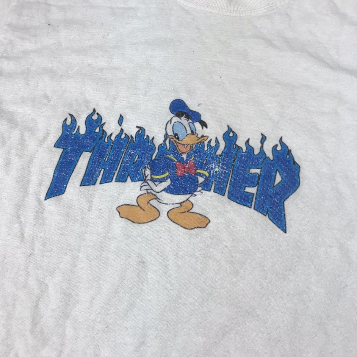 Vintage Vintage Y2K Thrasher Graphic Tee Sun Faded Skate Streetwear Size US S / EU 44-46 / 1 - 4 Thumbnail
