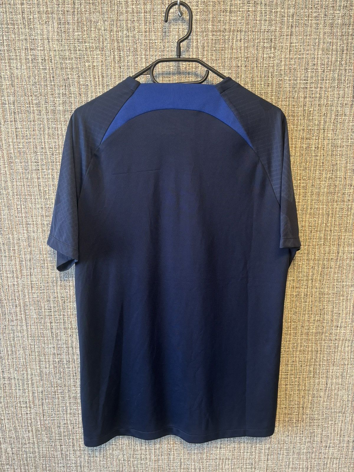 Nike Nike CHELSEA 2023/24 Training 4th Strike Shirt Trivago Size US L / EU 52-54 / 3 - 7 Thumbnail