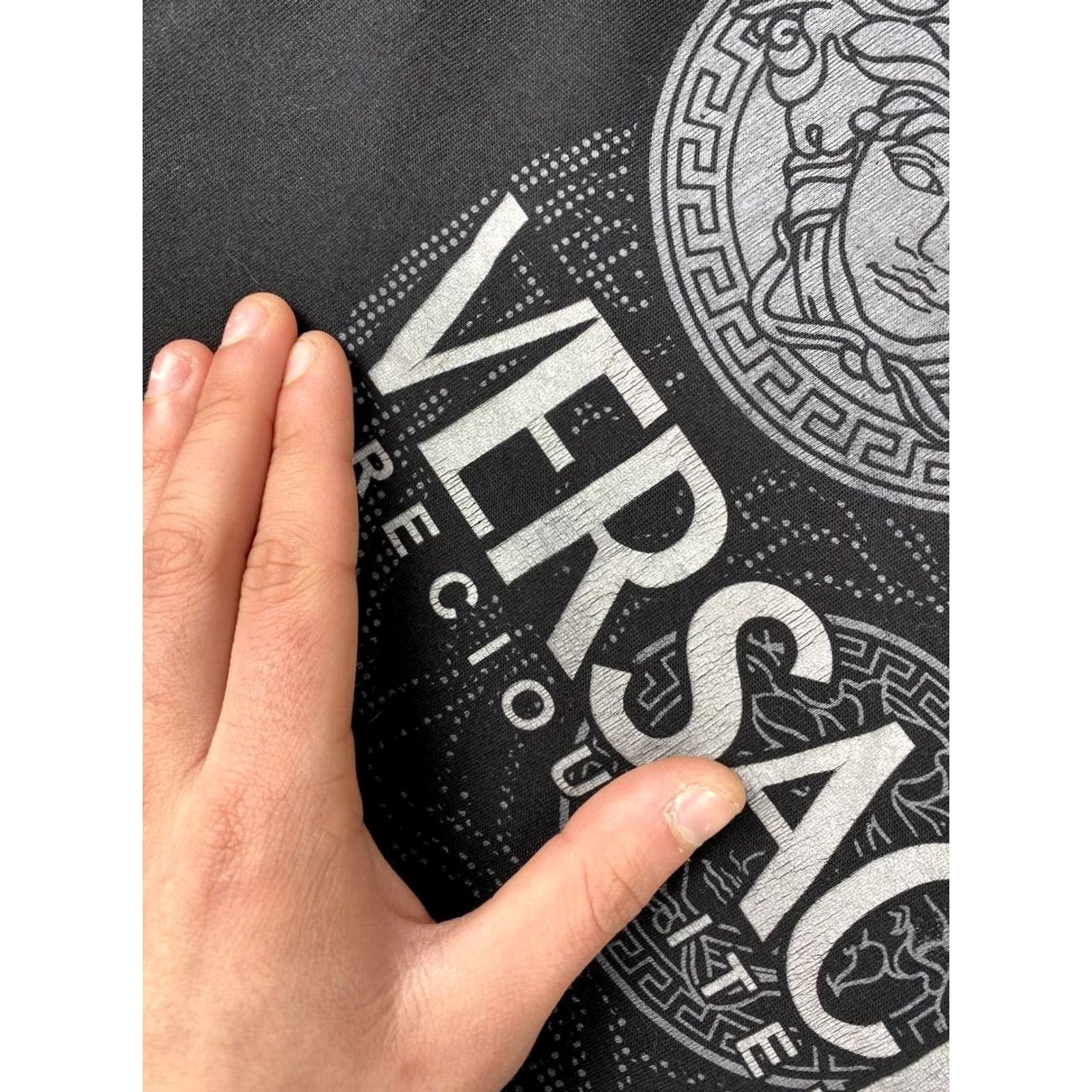 Versace VINTAGE Versace T-Shirt Men 90s Logo Black M Crew Neck Short Sleeve Cotton Size US M / EU 48-50 / 2 - 3 Thumbnail