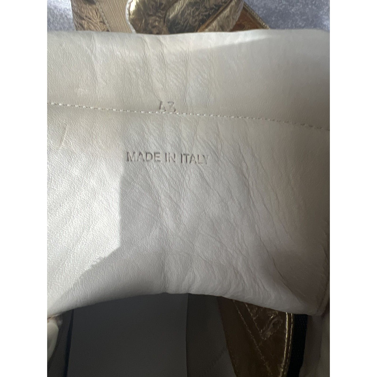 Maison Margiela Maison Margiela Metallic Gold Cracked Future High Size US 10 / EU 43 - 11 Thumbnail