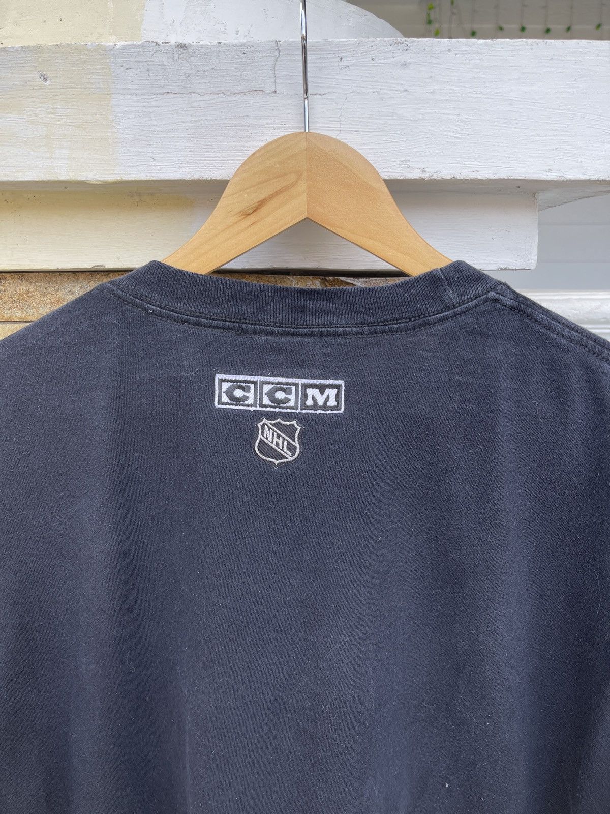 Ccm × NHL × Vintage Last Drop🔥Rare🔥Vintage CCM NHL Hockey Club T-Shirt Size US XL / EU 56 / 4 - 2 Thumbnail