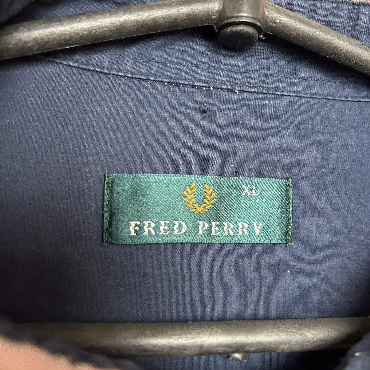 Fred Perry Vintage Fred Perry Small logo streetwear basic button shirt Size US XL / EU 56 / 4 - 4 Thumbnail