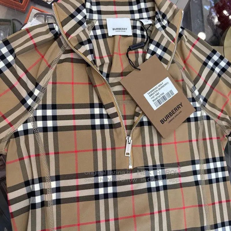 Burberry Burberry XS Camel Long Sleeve Sweatshirt. Size XS / US 0-2 / IT 36-38 - 5 Thumbnail