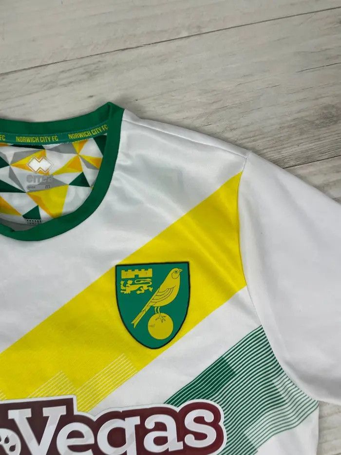 Errea NORWICH CITY 2018 2019 Jordan Rhodes #11 AWAY SHIRT JERSEY Size US M / EU 48-50 / 2 - 5 Thumbnail