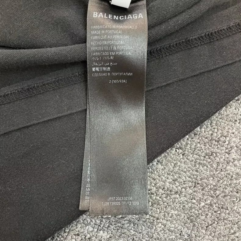 Balenciaga Balenciaga Lettering print crew-neck short-sleeve T-shirt, Size US M / EU 48-50 / 2 - 5 Thumbnail