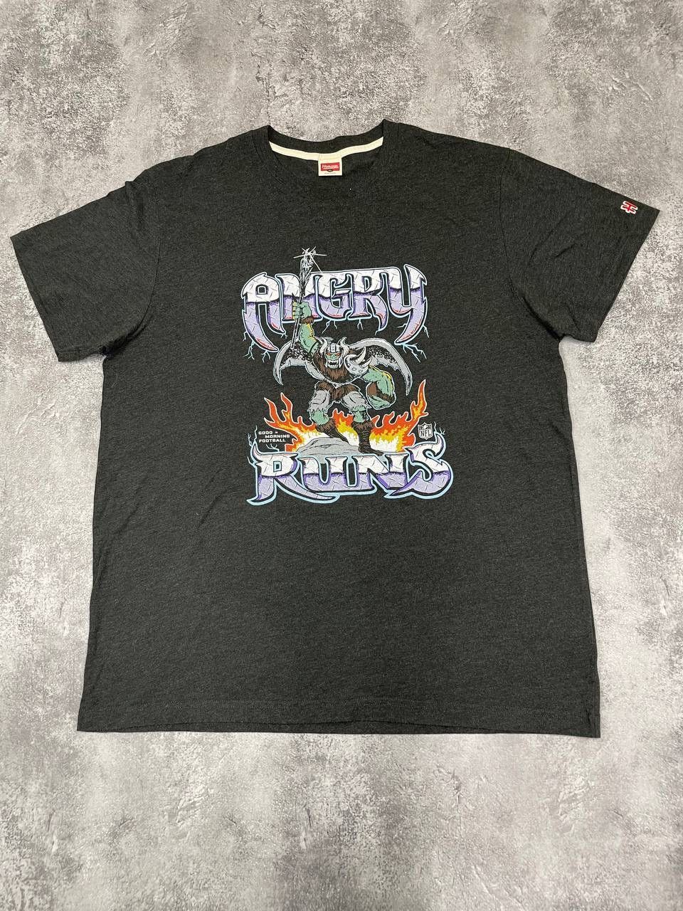 Homage Homage Angry Runs Men Graphic T- Shirt Grey Size XL Size US XL / EU 56 / 4 - 1 Thumbnail