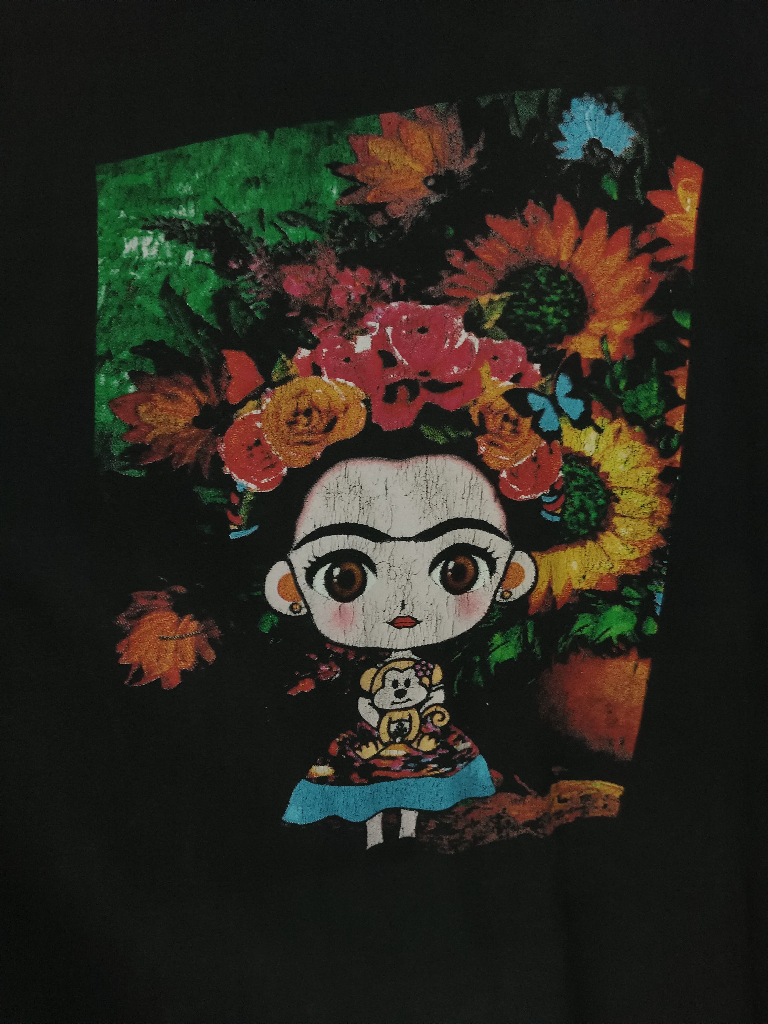 Vintage VINTAGE FRIDA KAHLO FLOWER POTRAIT FADED TEE art picasso Size US XL / EU 56 / 4 - 10 Thumbnail