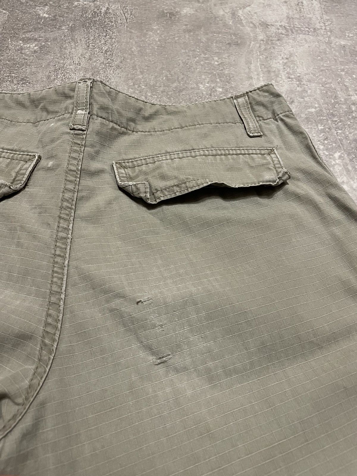 Carhartt Vintage Carhartt Distressed Cargo Pants Size US 28 / EU 44 - 23 Thumbnail