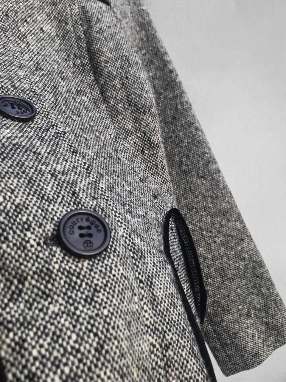 Courreges Courreges 21 Logo Button Tweed Coat Size S / US 4 / IT 40 - 11 Thumbnail