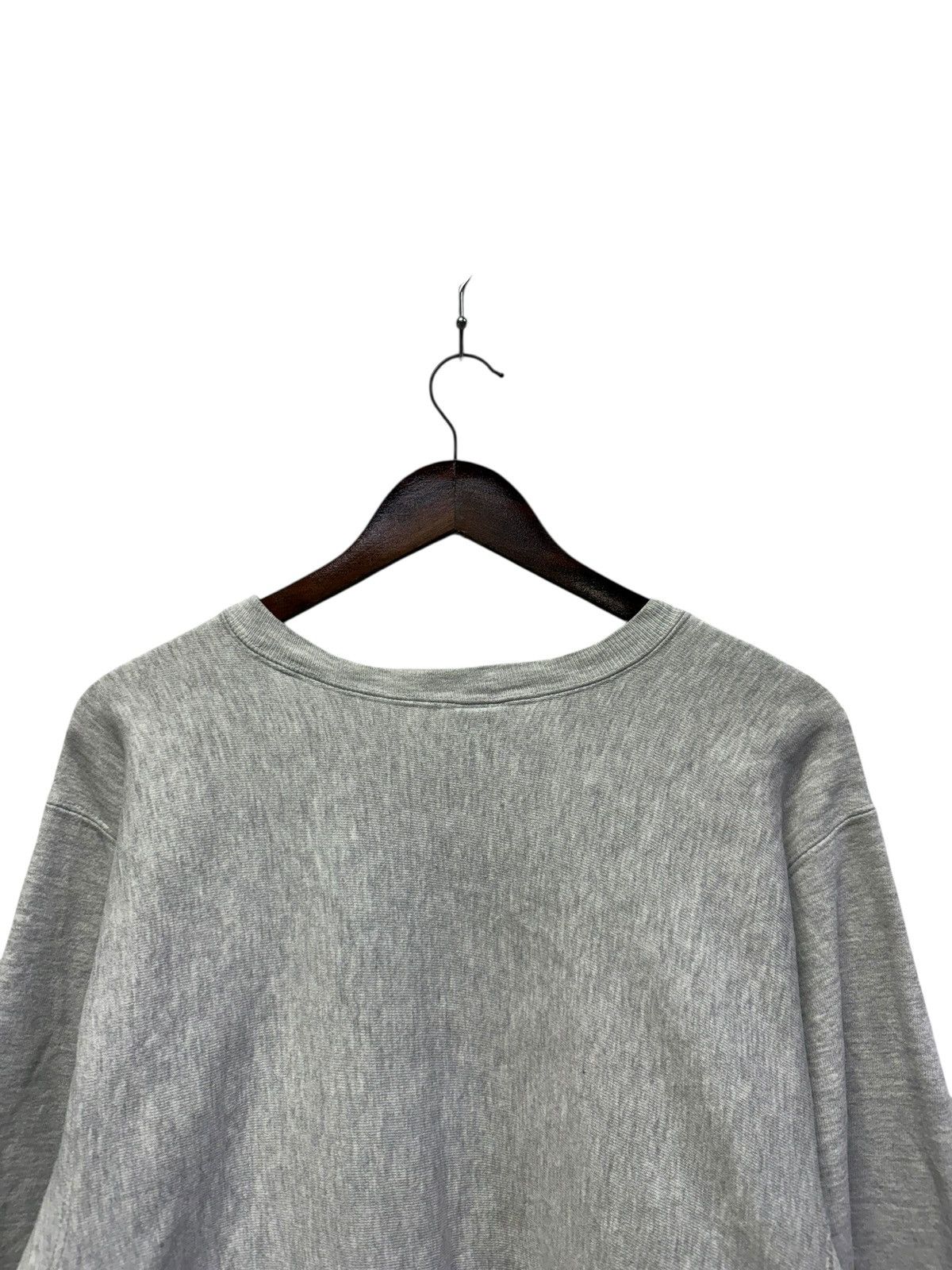 Champion Vintage champion reverse weave delawar university distressed Size US L / EU 52-54 / 3 - 14 Thumbnail