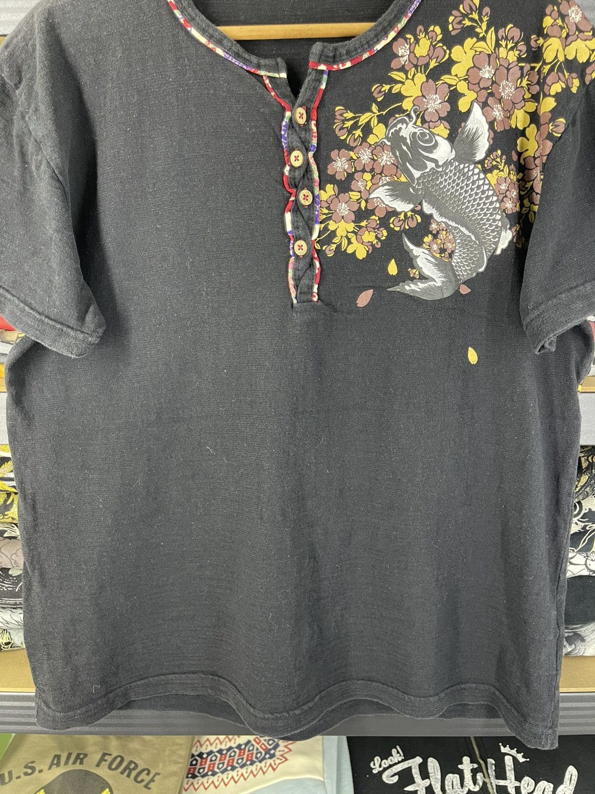 Bullet Noise Vintage 90's Bullet Noise Fish Koi Big Design Shirt Tee Size US L / EU 52-54 / 3 - 6 Thumbnail