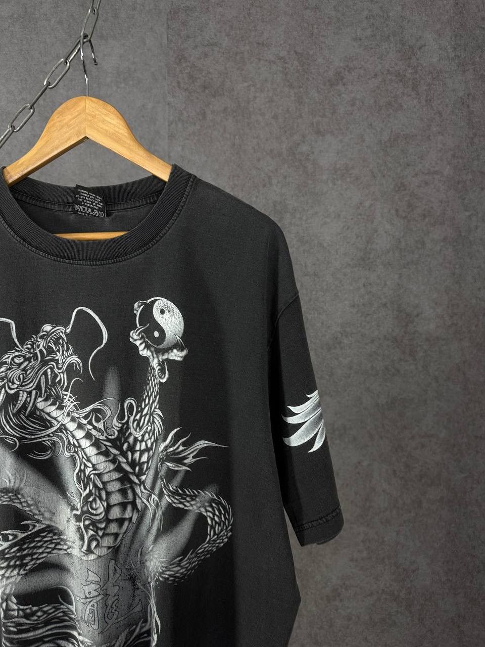 Japanese Brand Dragon Japanese overprinted tee Size US XL / EU 56 / 4 - 3 Thumbnail