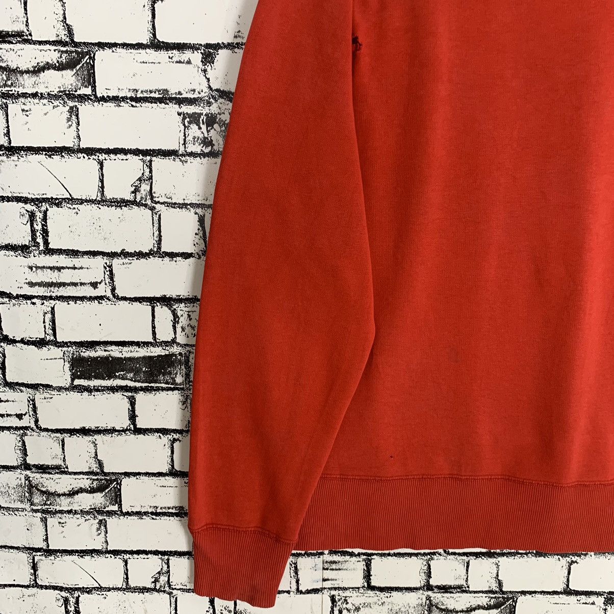 Nike Sportwear Nike Small Logo Sweatshirt Nike Crewneck Size US XL / EU 56 / 4 - 9 Thumbnail