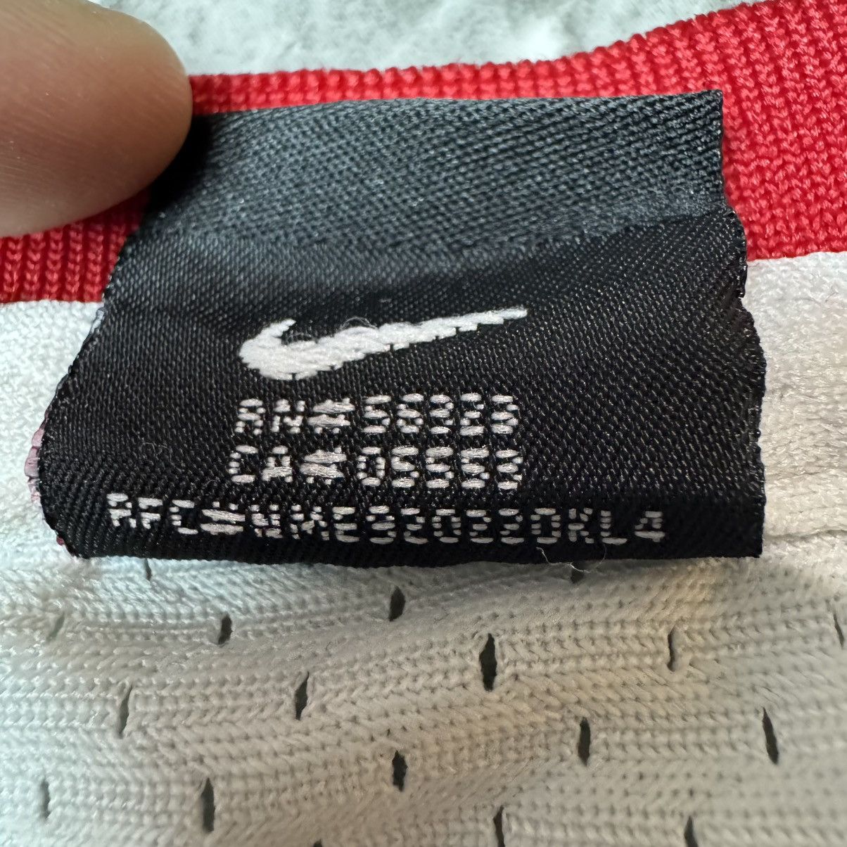 NBA × Nike × Vintage Vintage Nike Chicago Bulls Michael Jordan #23 90s NBA Jersey Size US XL / EU 56 / 4 - 10 Thumbnail