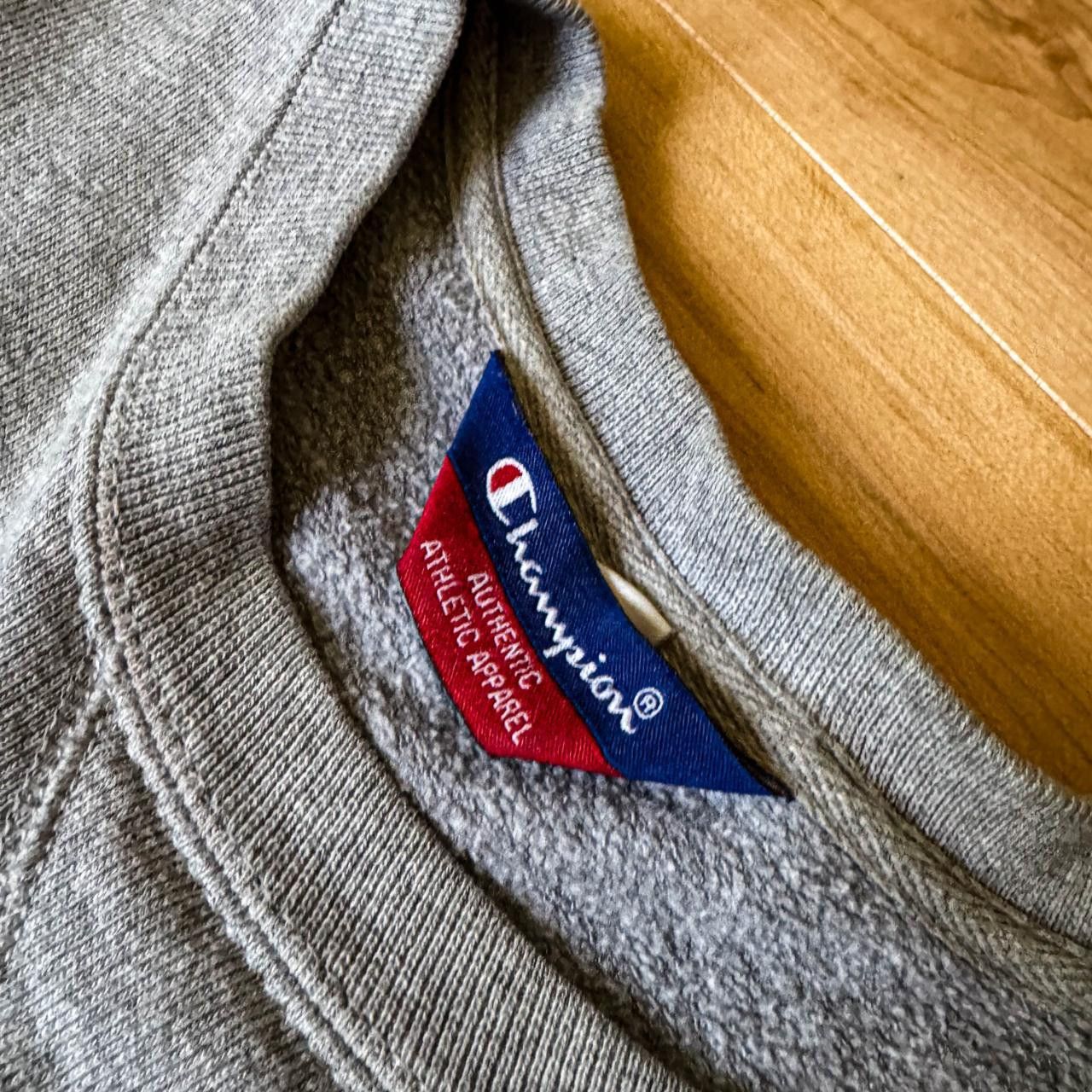 Champion Vintage Champion Crew Size US L / EU 52-54 / 3 - 3 Thumbnail