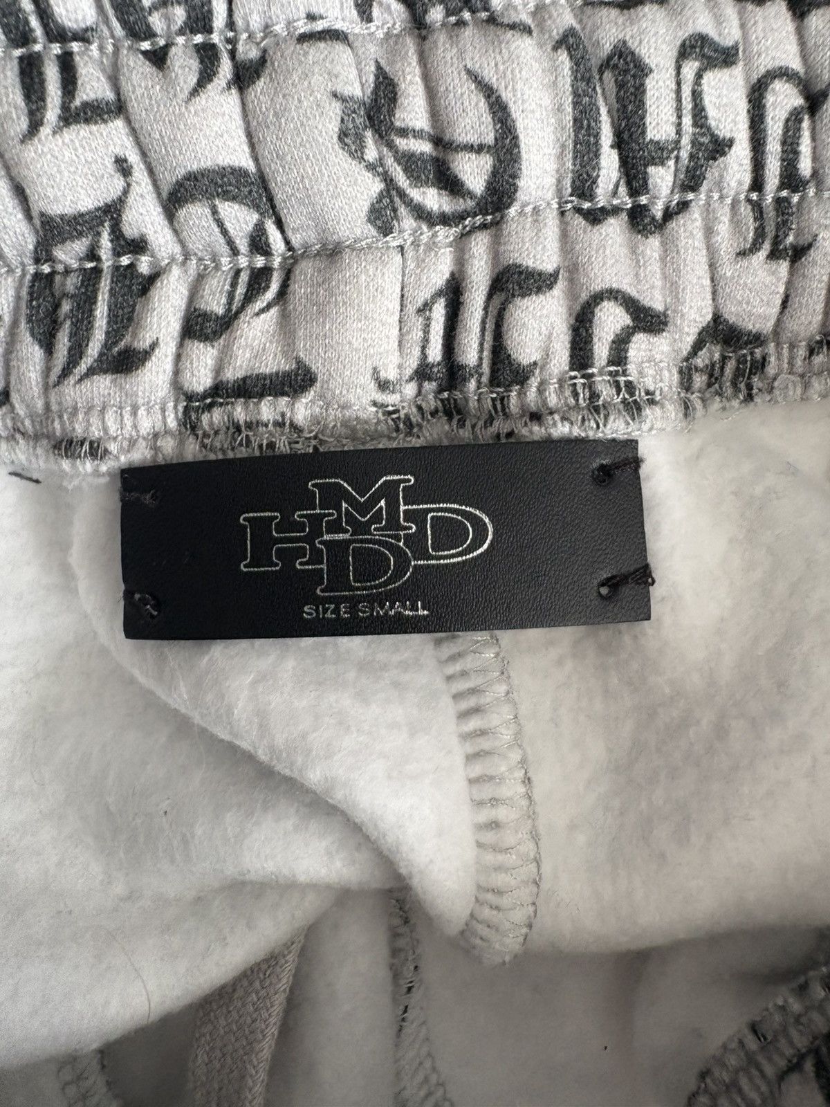 HMDD HMDD Old English Sweats 'M' Size US 32 / EU 48 - 3 Thumbnail