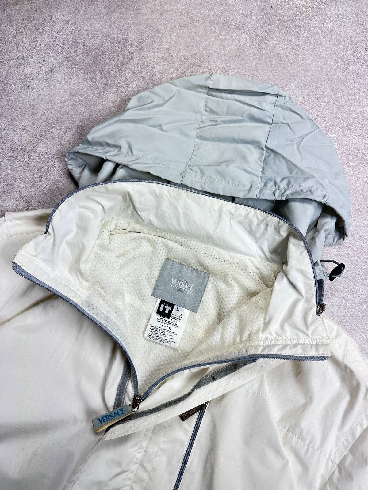 Versace Versace Nylon Hooded Jacket Rare L Size US L / EU 52-54 / 3 - 4 Thumbnail
