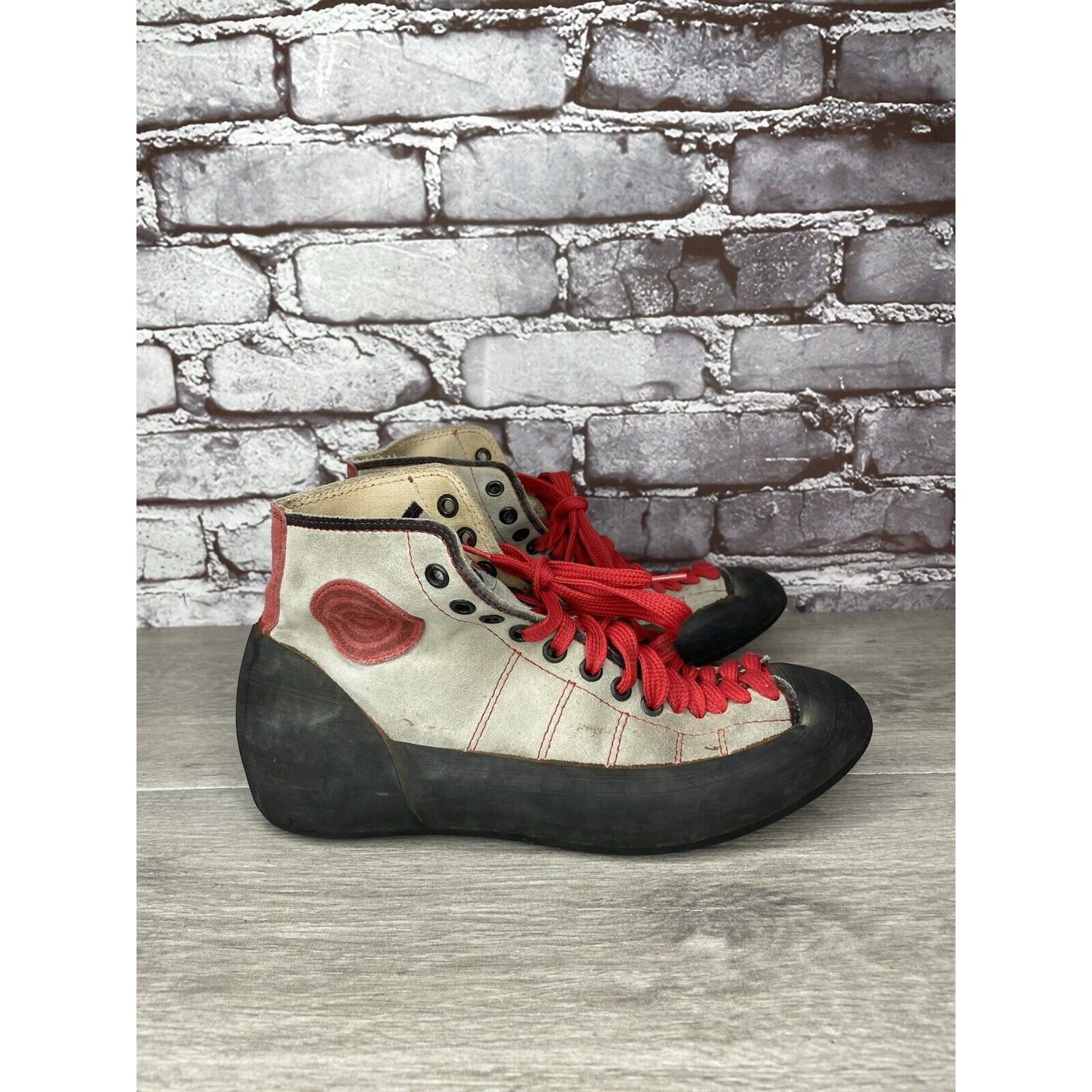 Other Boreal VTG Gray Fire High Tops Taupe Red Lace Climbing Shoes Size US 6 / IT 36 - 17 Thumbnail