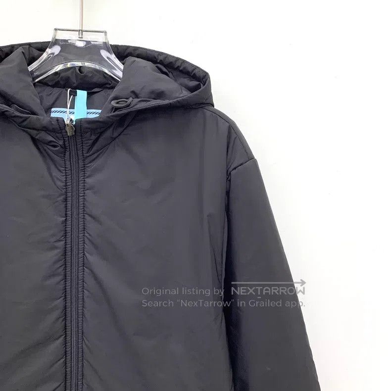 Prada Prada Black hooded zipper long-sleeved down jacket Size XS / US 0-2 / IT 36-38 - 3 Thumbnail