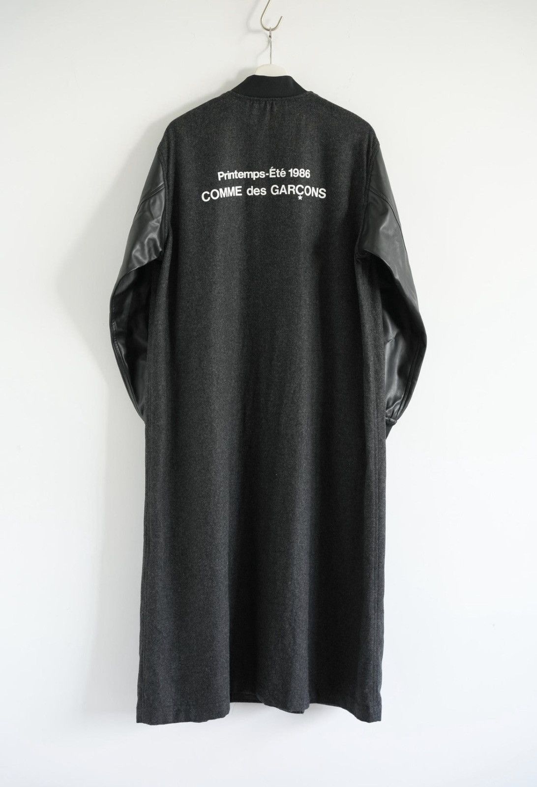 Comme des Garcons Long Coat with Leather Sleeves & Back Print Size US M / EU 48-50 / 2 - 1 Thumbnail