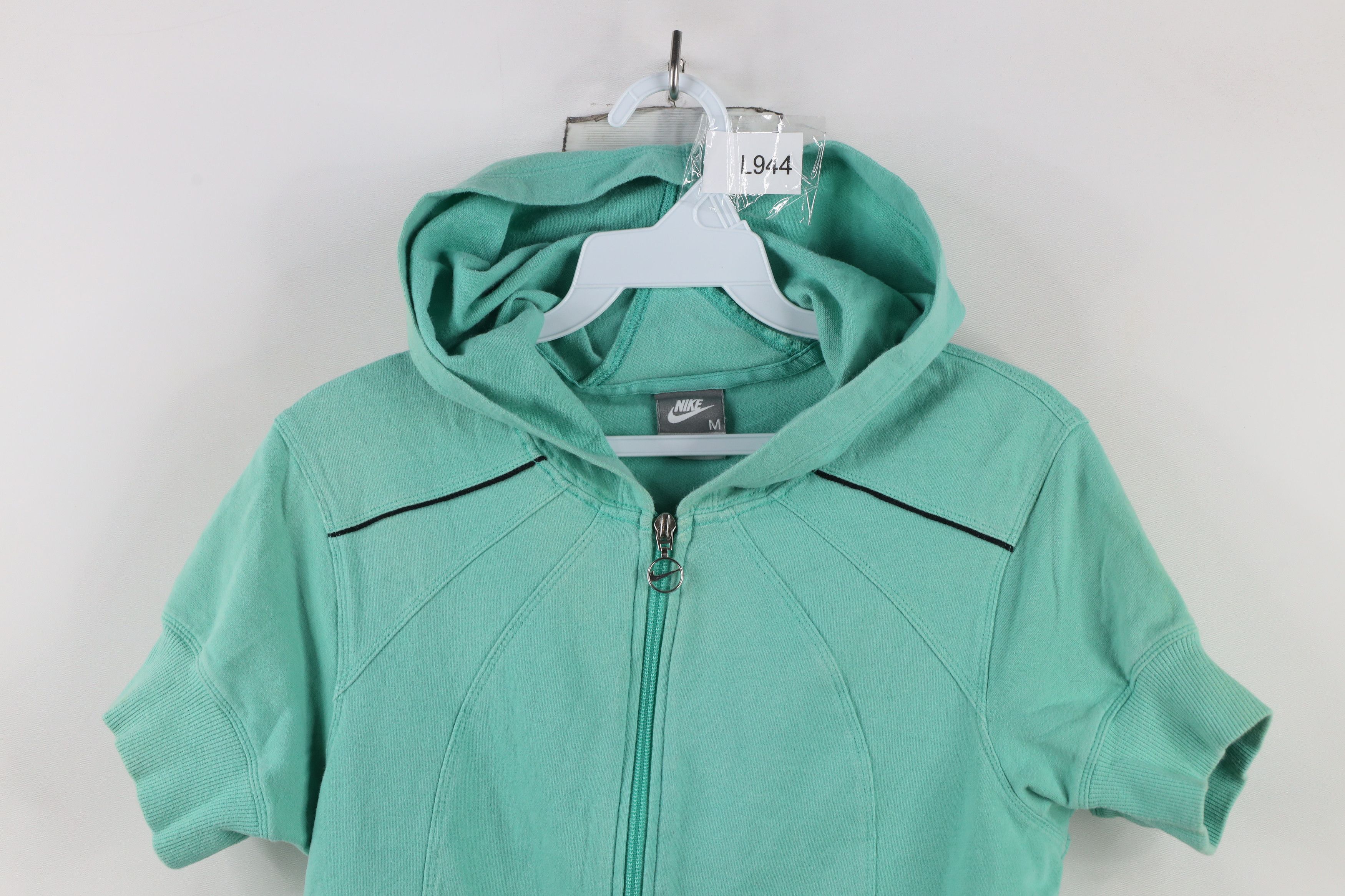 Nike × Vintage Vintage Y2K Nike Babydoll Cropped Short Sleeve Hoodie Size M / US 6-8 / IT 42-44 - 2 Thumbnail