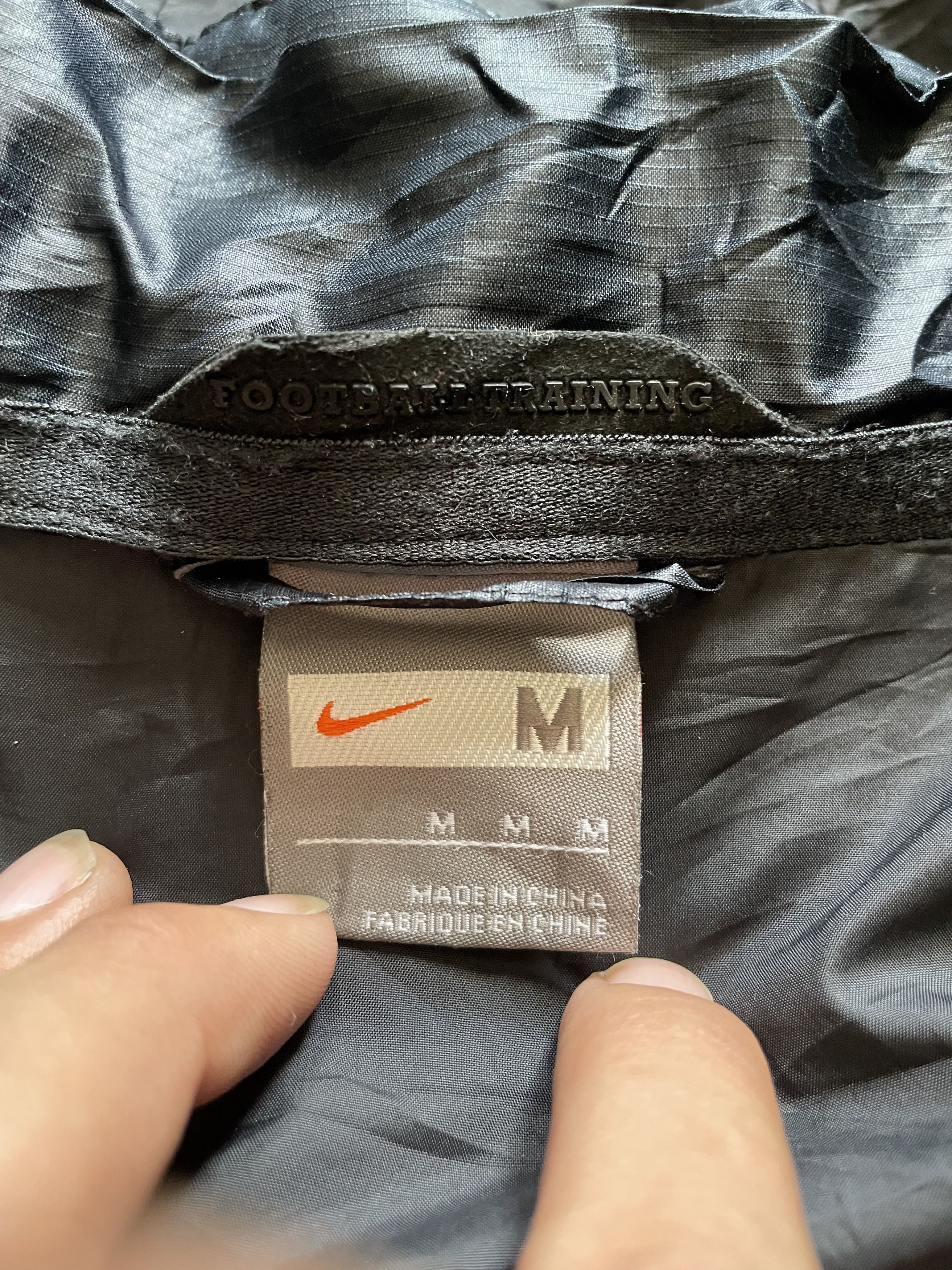 Nike 2009-10 Manchester United Nike Padded Bench Coat Size US M / EU 48-50 / 2 - 9 Thumbnail