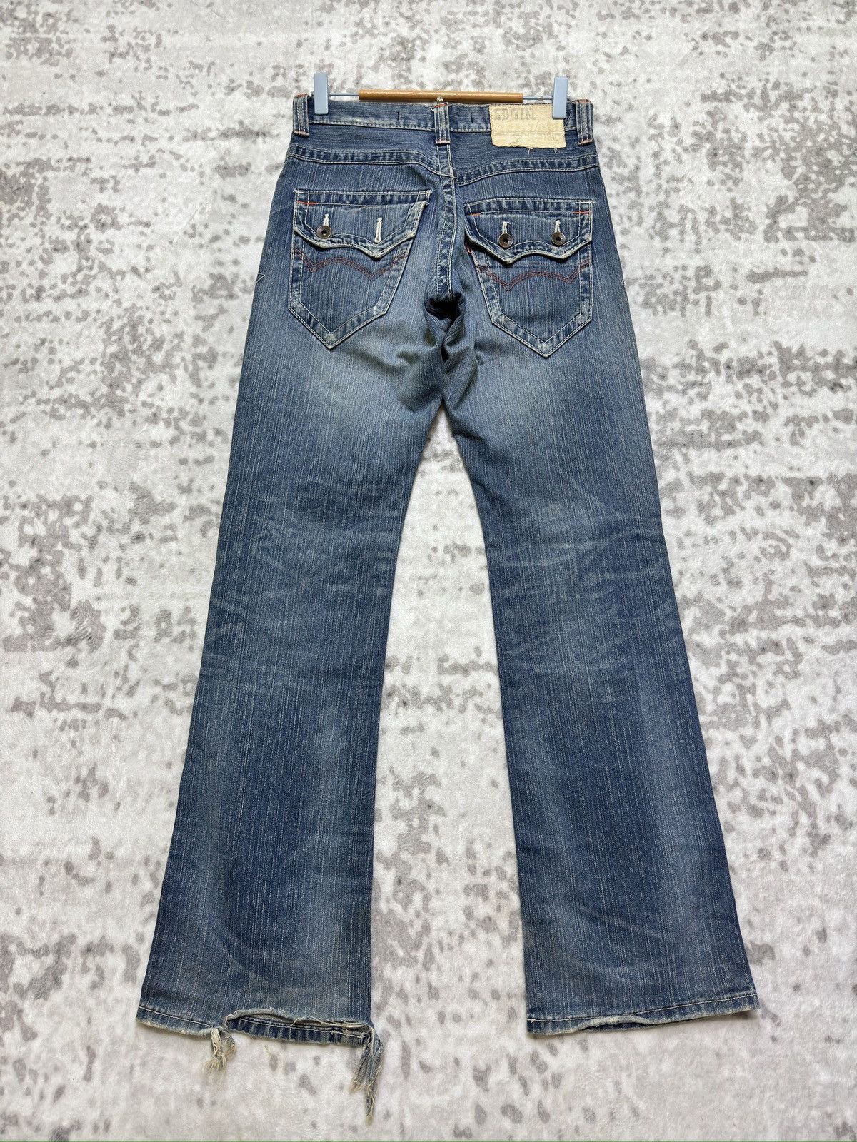 Edwin Vintage Edwin 401XV Muddy Wash Flared Distressed Jeans Size US 29 - 1 Thumbnail