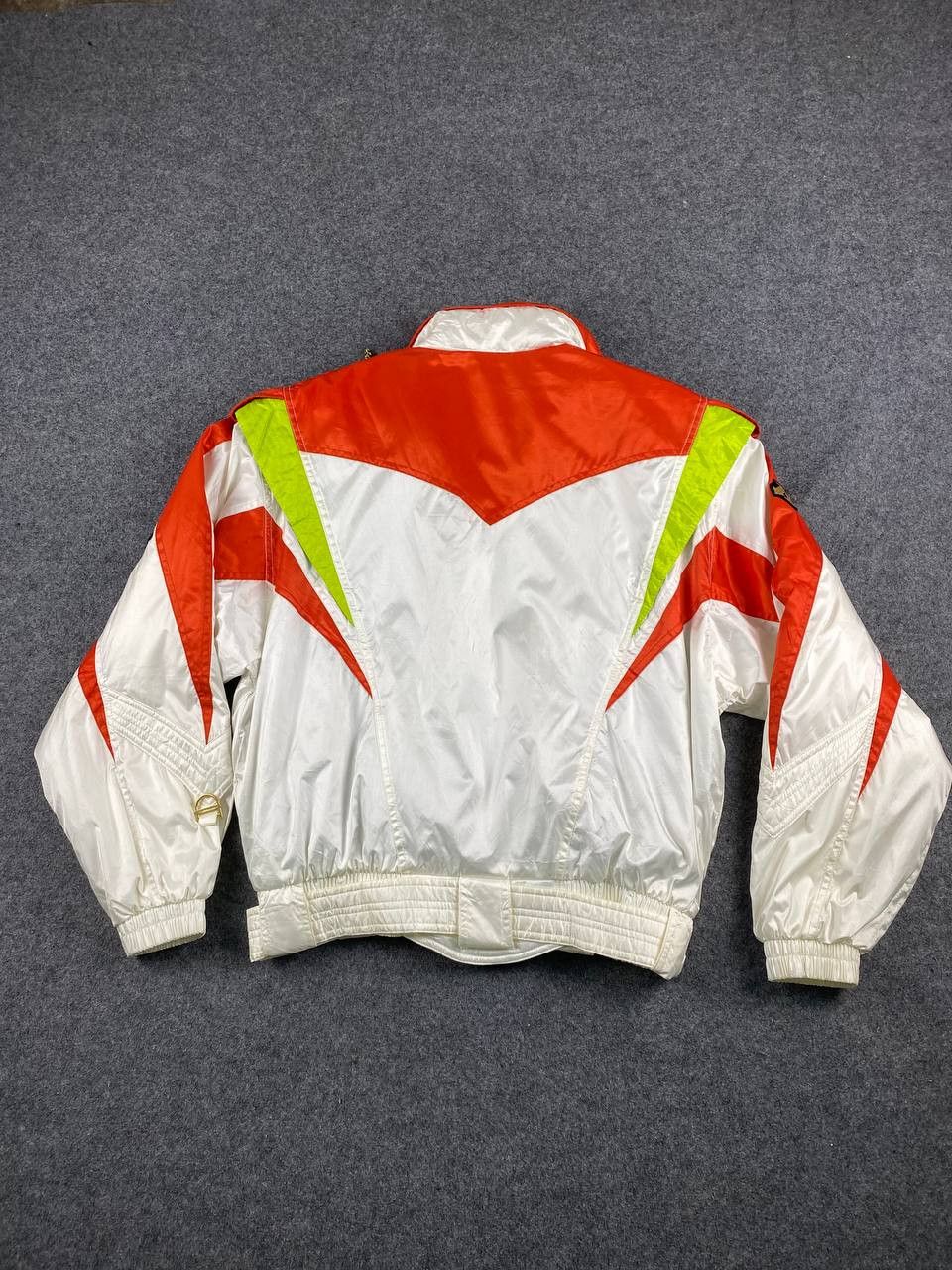 Descente descente racing equipment ski jacket nice design Size US XL / EU 56 / 4 - 13 Thumbnail