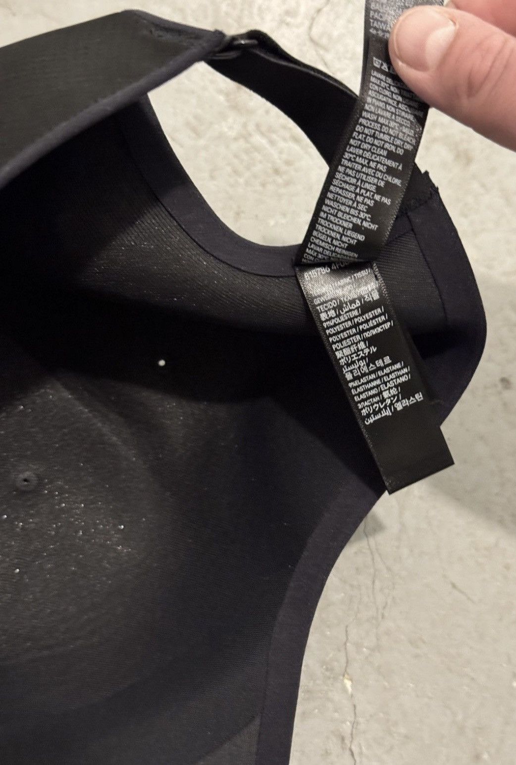 Balenciaga BALENCIAGA X UNDER ARMOUR - LIMITED EURO VERSION -- Size ONE SIZE - 7 Thumbnail