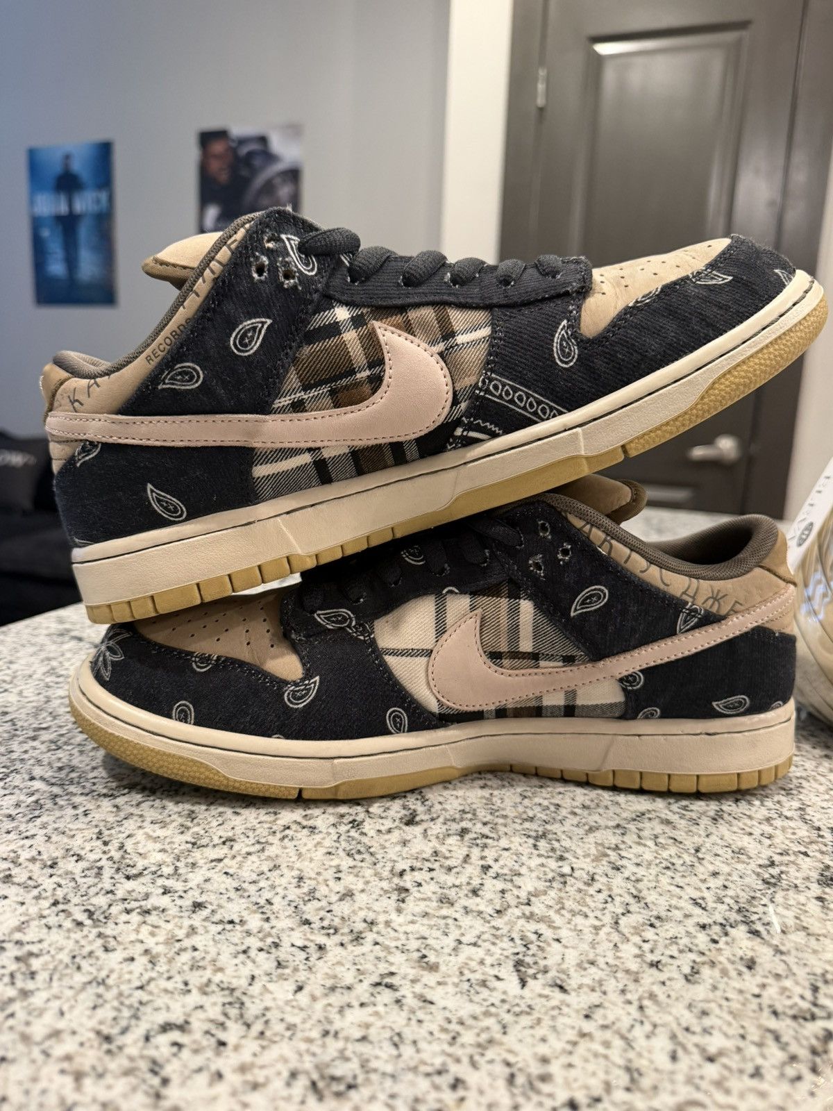 Nike × Travis Scott Nike SB Dunk Travis Scott Size 10.5 Size US 10.5 / EU 43-44 - 2 Thumbnail
