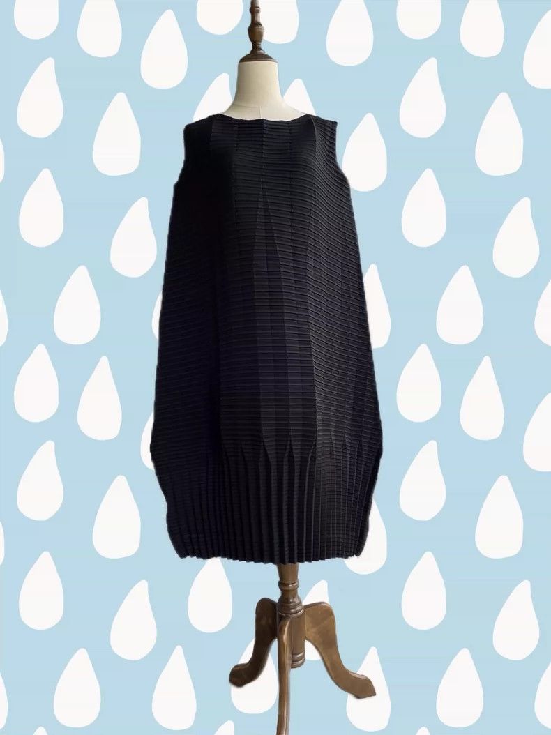 Issey Miyake Issey Miyake size:2 Black main line balloon spring dress Size S / US 4 / IT 40 - 2 Thumbnail