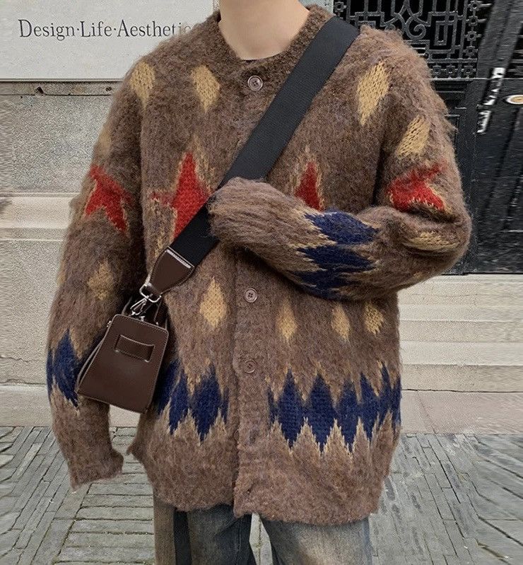 Other Vtge Knitted Graphic Buttons Cardigan Sweater Size US XXL / EU 58 / 5 - 1 Thumbnail