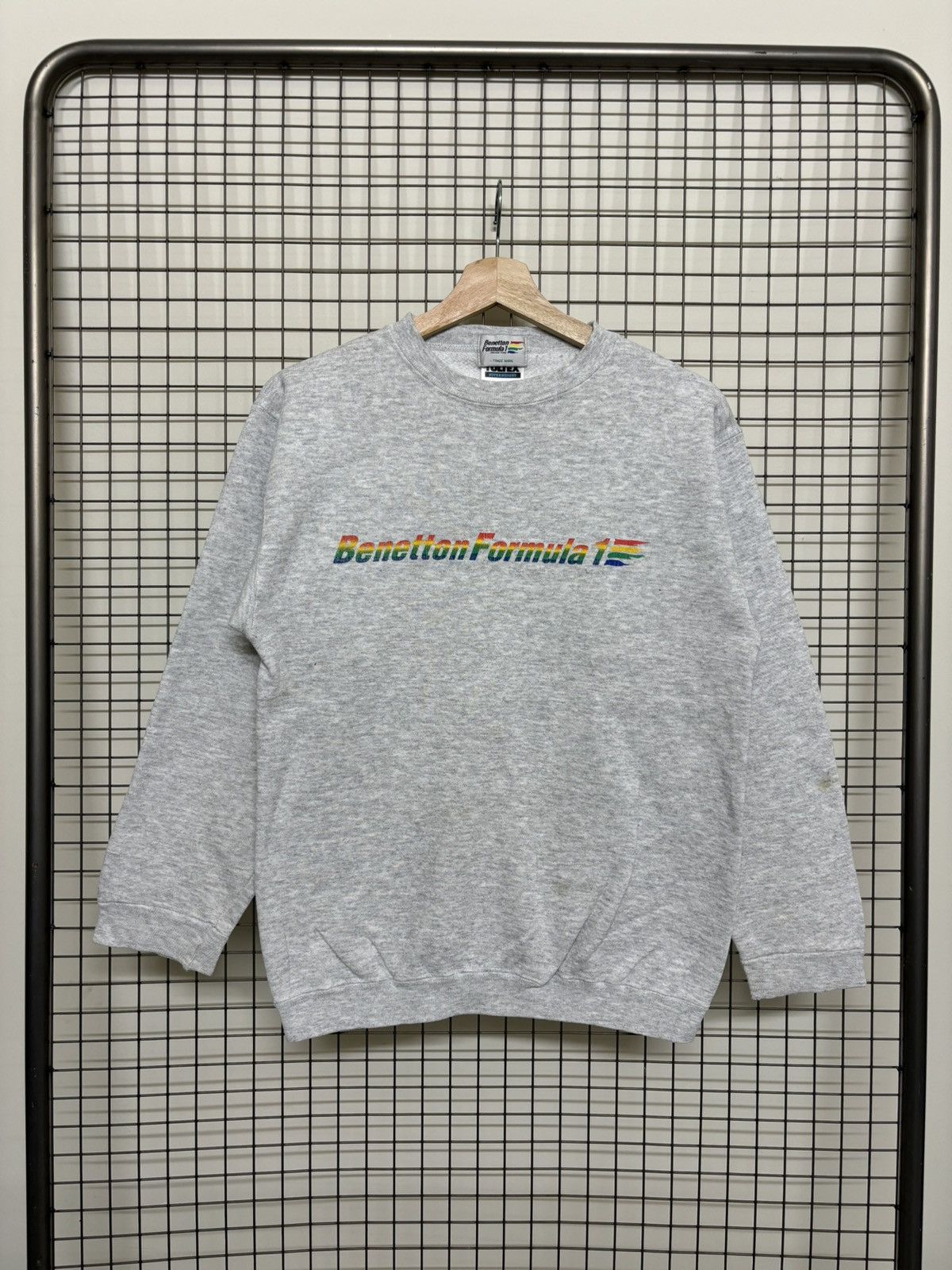 Benetton 🚨FINAL DROP🚨Vintage Benetton Formula 1 Tultex Sweatshirt Size S / US 4 / IT 40 - 2 Thumbnail