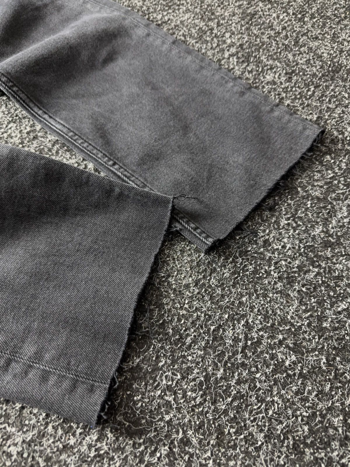 Sandro Sandro Paris Distressed Black Denim Jeans Straight Fit Size 30" / US 8 / IT 44 - 4 Thumbnail