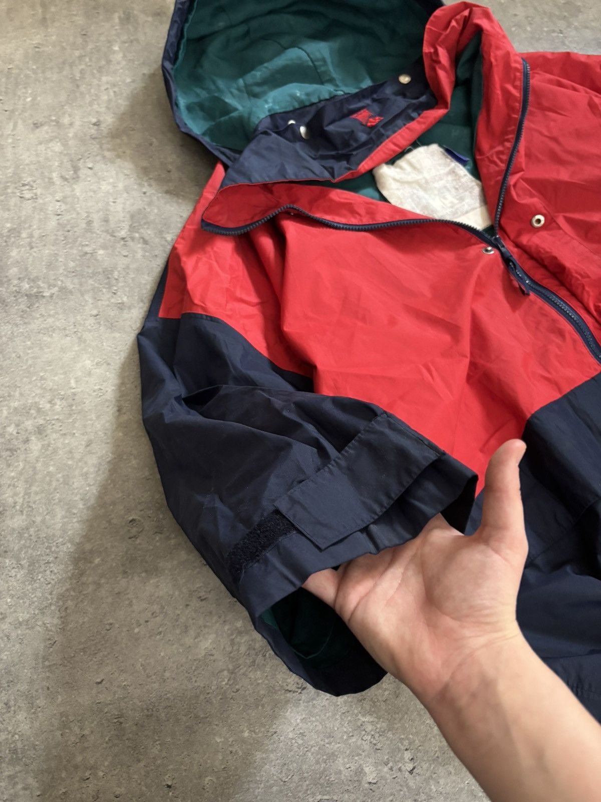 Helly Hansen Helly Hansen Colorful Rain Jacket L/XL Streetwear Y2K Size US L / EU 52-54 / 3 - 12 Thumbnail