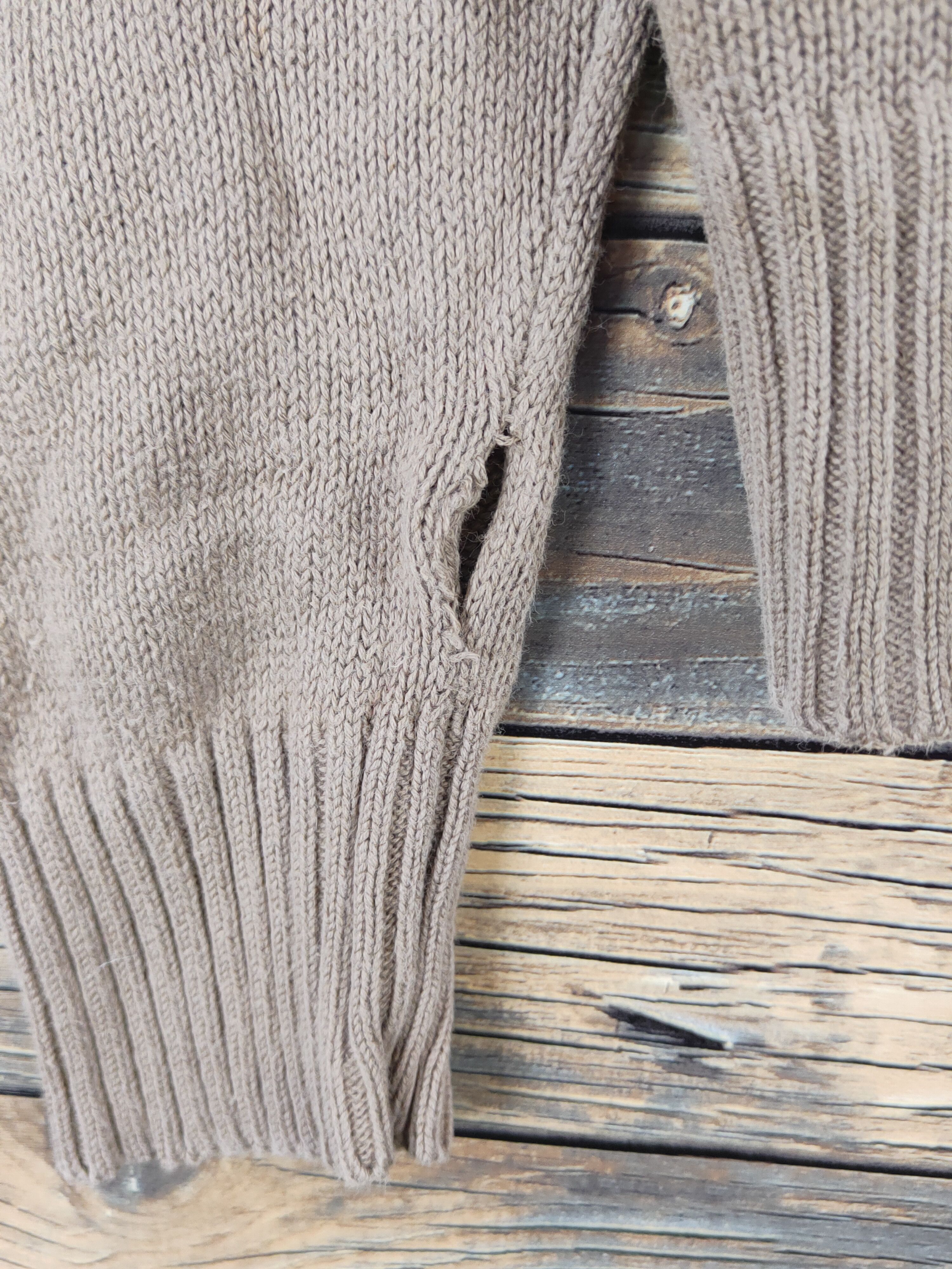 Vintage Crocodile Brown Faded Knitwear Sweatshirts #W1660 Size US L / EU 52-54 / 3 - 9 Thumbnail