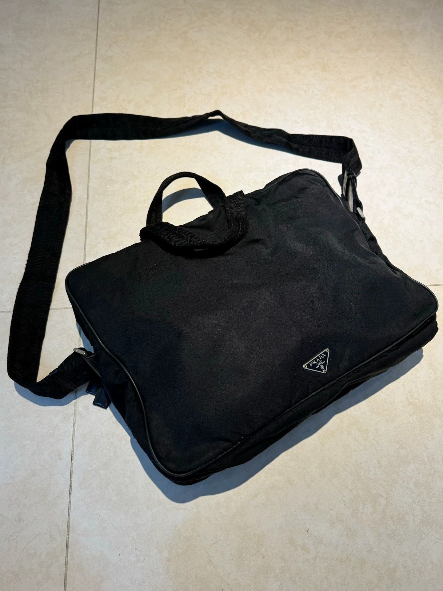 Prada Black Crossbody Shoulder Bag Size ONE SIZE - 1 Thumbnail