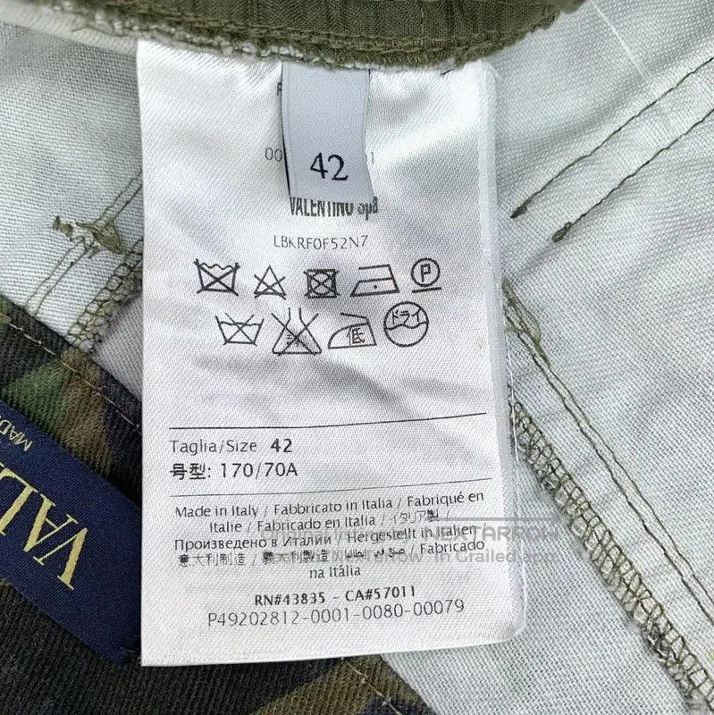 Valentino Valentino Military Green Women's Shorts . Size 28" / US 6 / IT 42 - 6 Thumbnail