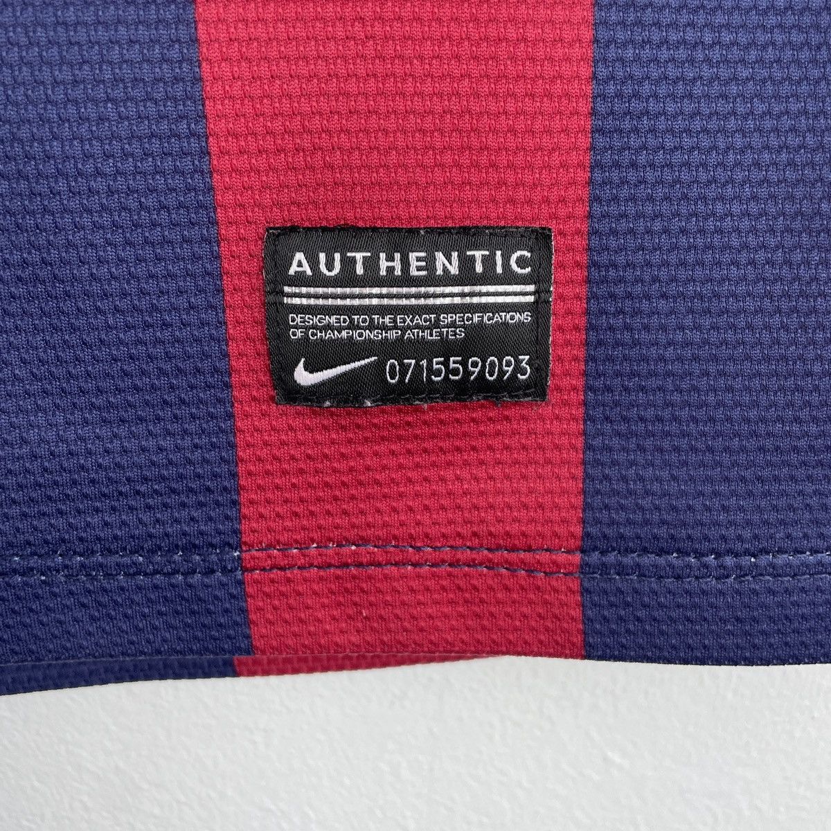 Nike Barcelona Nike Home Jersey Shirt Men 2013/2014 size M Size US M / EU 48-50 / 2 - 7 Thumbnail