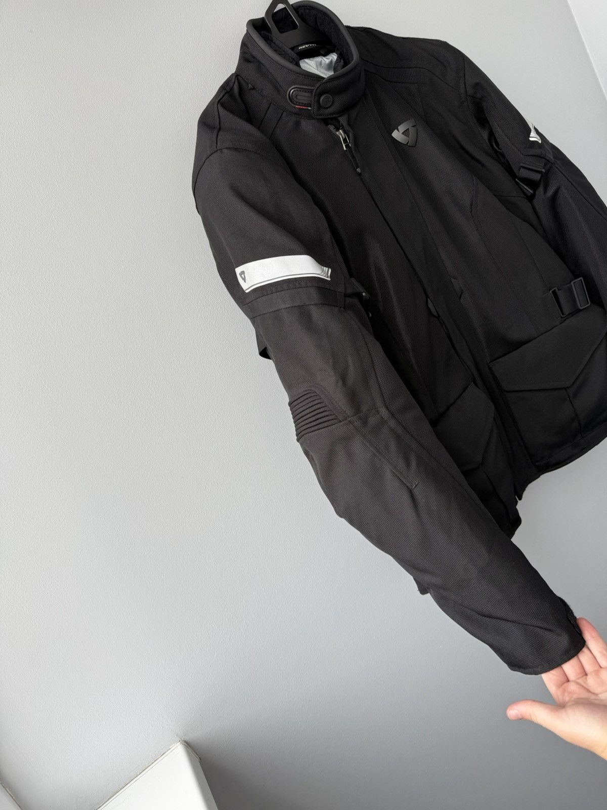 Dainese Revit Enginereed Skip Hydratex Moto Jacket Size US L / EU 52-54 / 3 - 4 Thumbnail