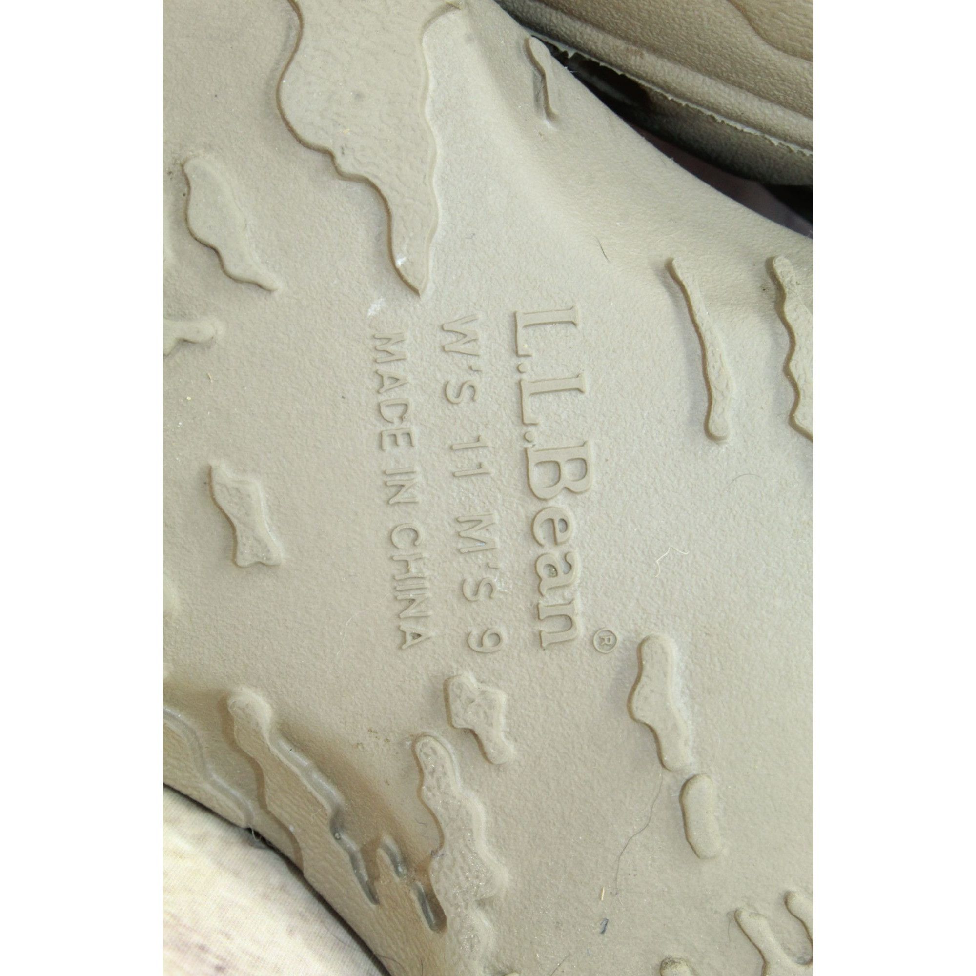 L.L. Bean LL Bean Rubber Slip-On Waterproof Cutout Outdoor Sandals Size US 9 / IT 39 - 8 Thumbnail