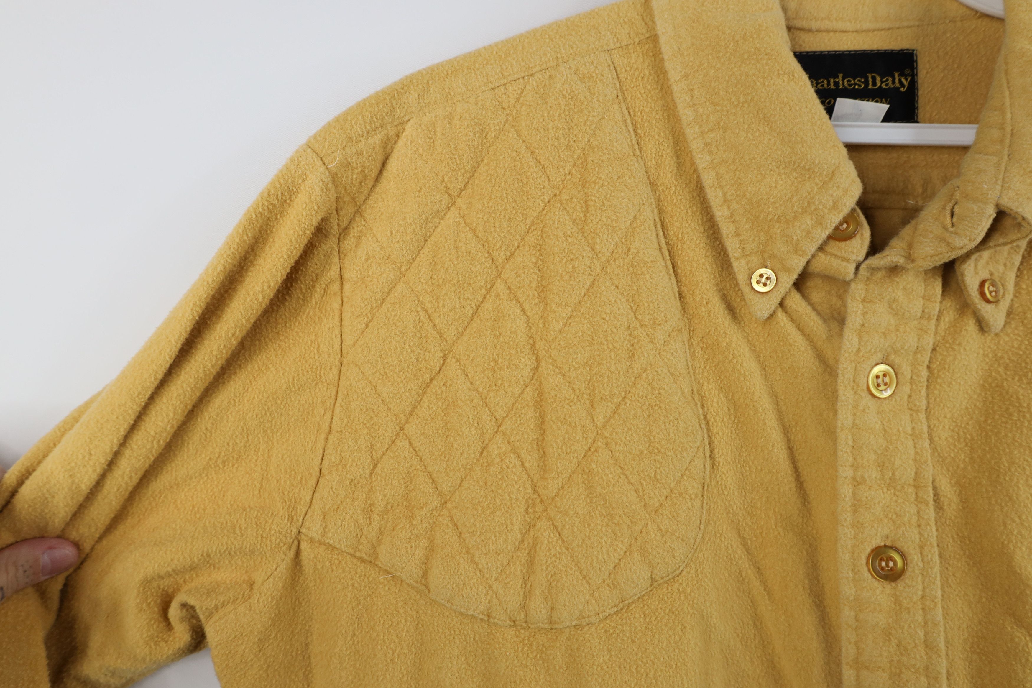 Vintage Vintage 70s Streetwear Cloth Quilted Shooting Button Shirt Size US L / EU 52-54 / 3 - 6 Thumbnail