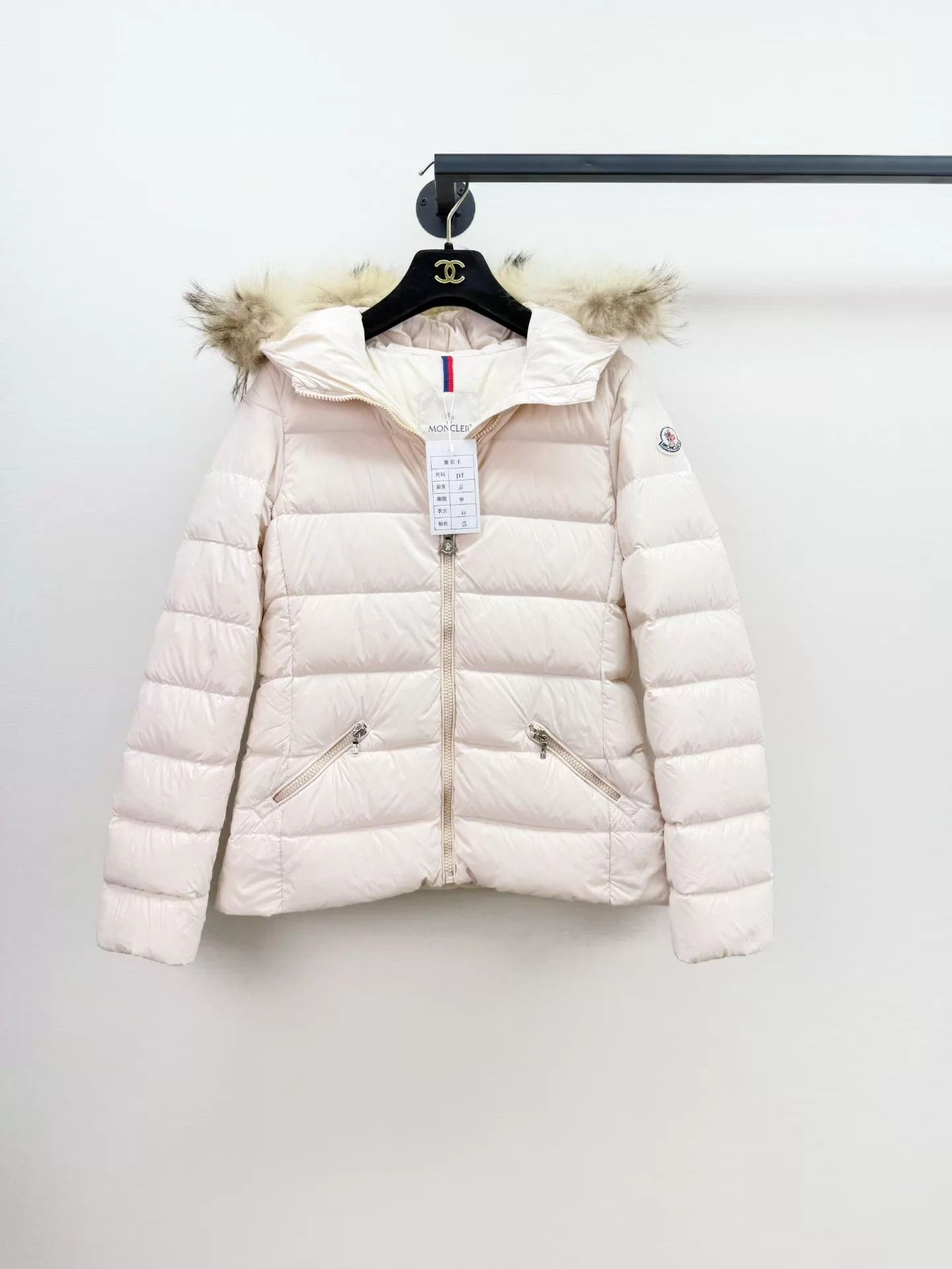 Moncler Moncler Fur Collar Down Jacket 12Y/XXS Size XXS / US 00 / IT 34 - 1 Thumbnail