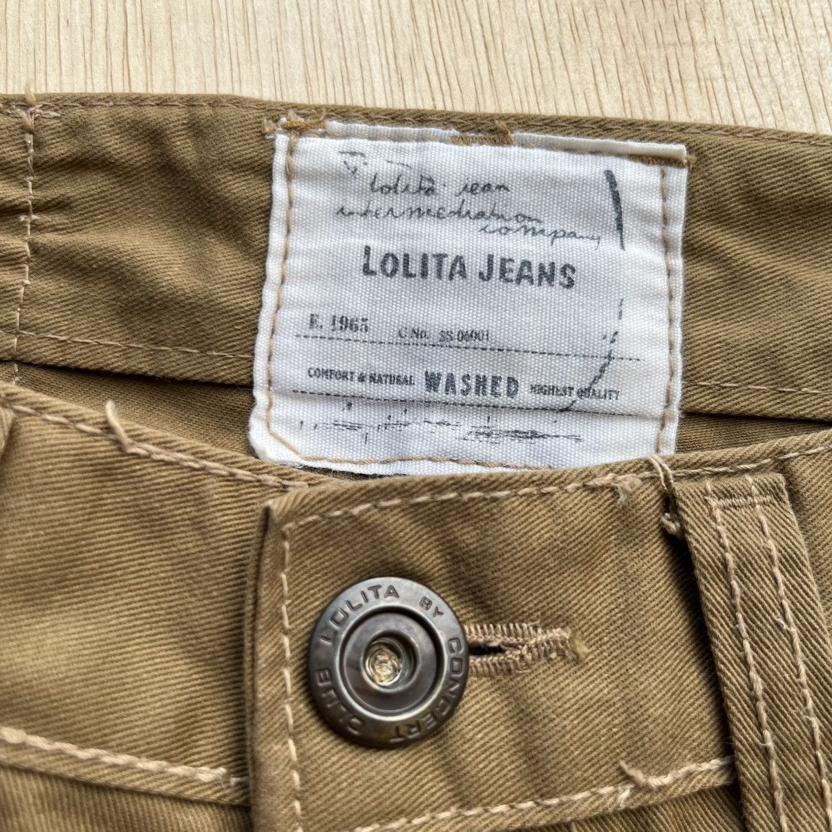 Other YOSHITOMO NARA LOLITA JEANS JAPANESE BRAND BOOT CUT PANTS Size US 31 - 6 Thumbnail