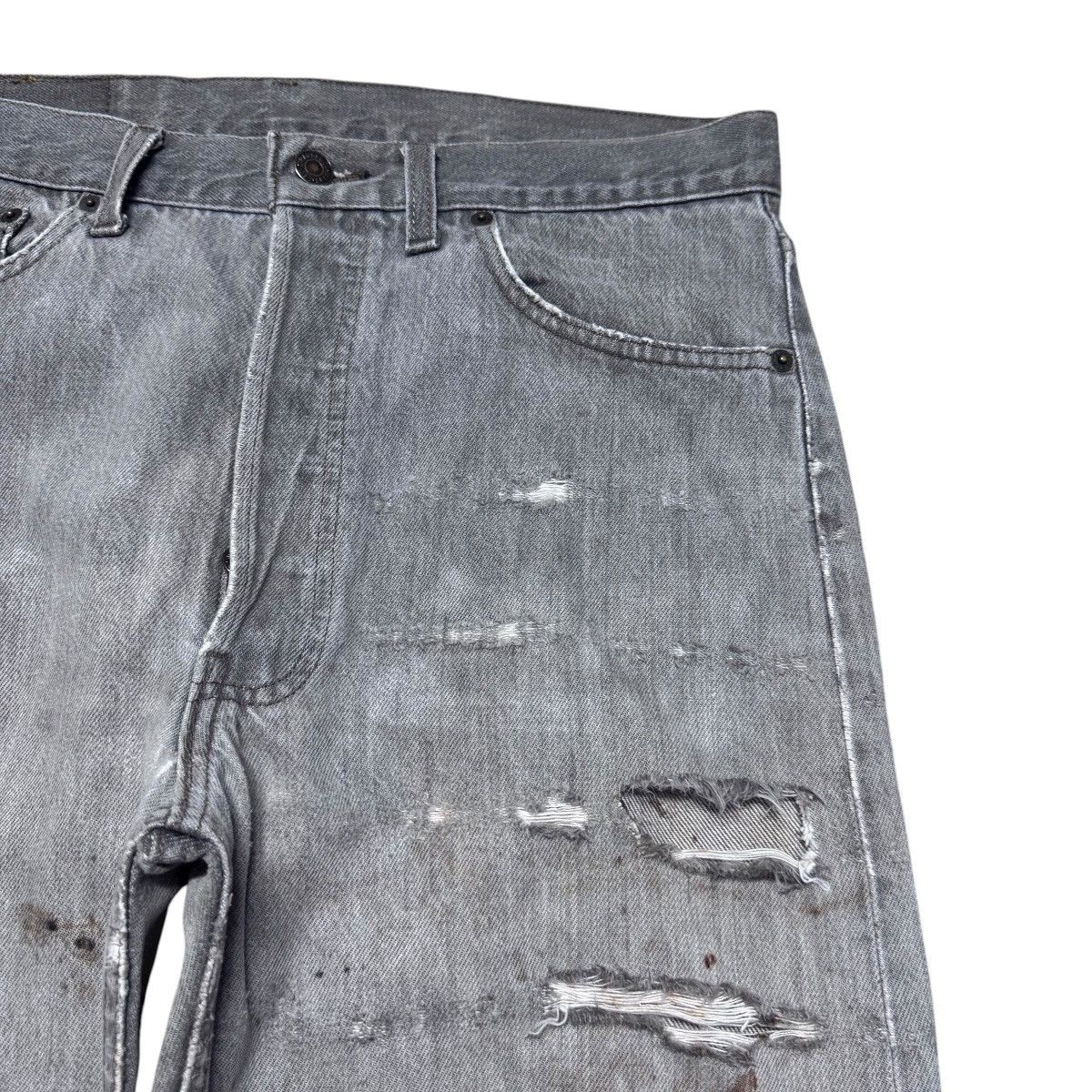 Levi's Vintage Levis 501 Rusty Thashed Jeans Faded Black Size US 33 - 5 Thumbnail